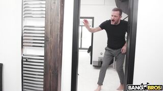 I gonna creampie my big tits stepdaughter