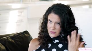 Lesbian milf pussy licking ebony model