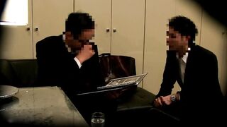 Masseuse Gives Customer Full Body Japanese Massage