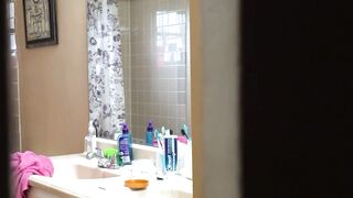 Yeah stepsis, let me feel your pussy again