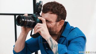 When the boyfriend turns his back