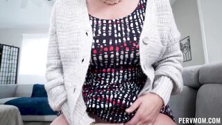 Stepmom Want My Sweet Seed