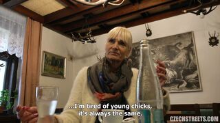 Czech Streets 113 Tour guide from Karlstejn