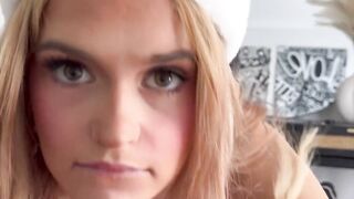 Renae Erica Blowjob Christmas Present