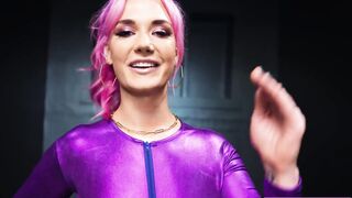 Siri Dahl and April Olsen anal fingering