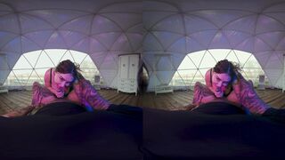 PURITYVR Curvy stepmother with Manuela Ferrari