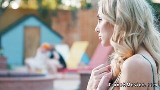 Threesome shemale fucking in resort